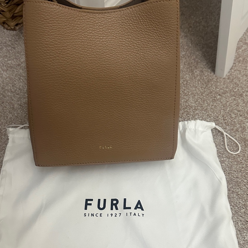 Furla Nuvola mini bucket bag